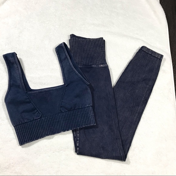 FP Movement 2-Piece Good Karma Square Neck Crop and Leggings Bundle Size XS/S - Picture 4 of 10